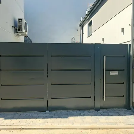 Apartamenty Na Tylnej W Sremie Exterior photo
